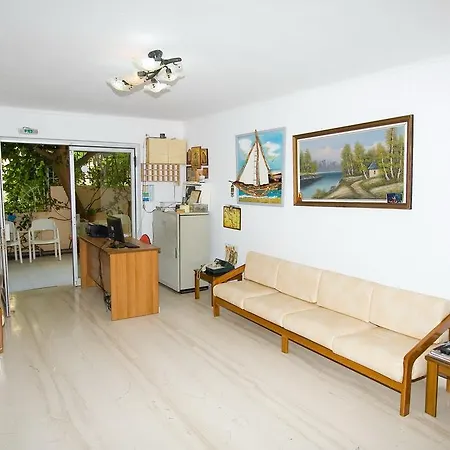 Valkaniotis Apartment *